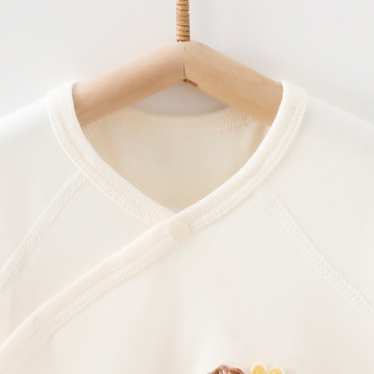 ชุดเด็กแรกเกิดสำหรับฤดูใบไม้ผล - Baby Clothing Layers บทวิจารณ์และราคา