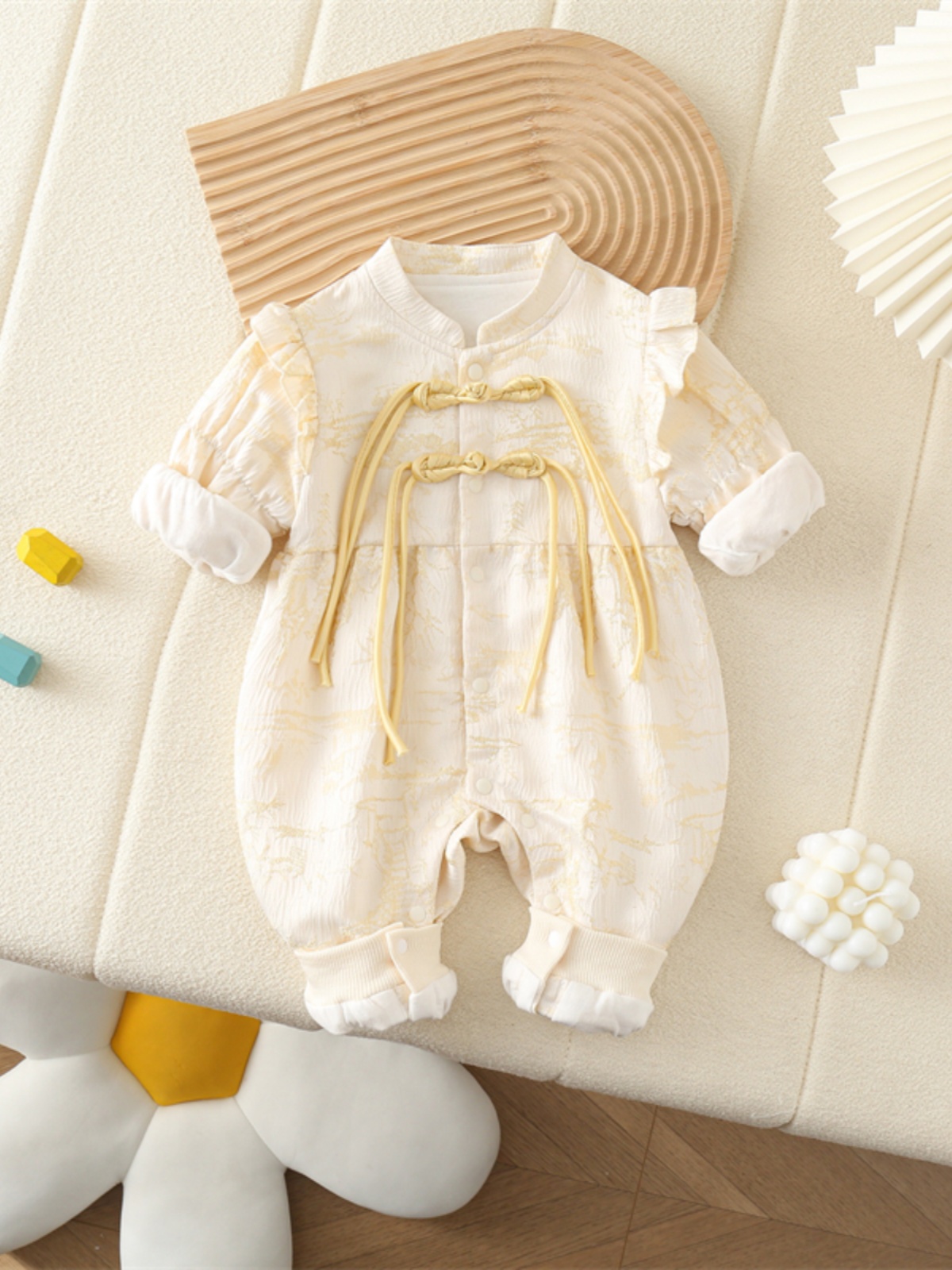 ชุดเด็กผู้หญิงสำหรับฤดูใบไม้ร่ - Baby Clothing Layers บทวิจารณ์และราคา