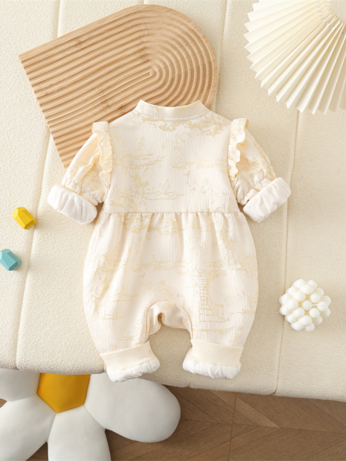 ชุดเด็กผู้หญิงสำหรับฤดูใบไม้ร่ - Baby Clothing Layers บทวิจารณ์และราคา